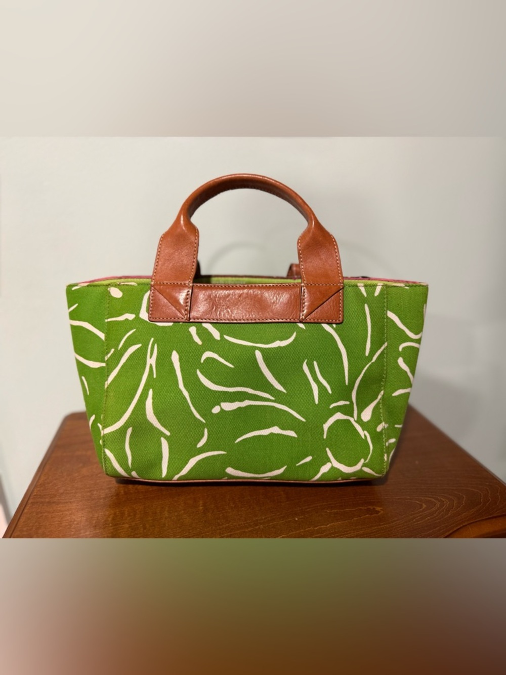 Kate Spade Y2K Green And White Floral Canvas Tote with Brown Leather Handles - Picture 2 of 15